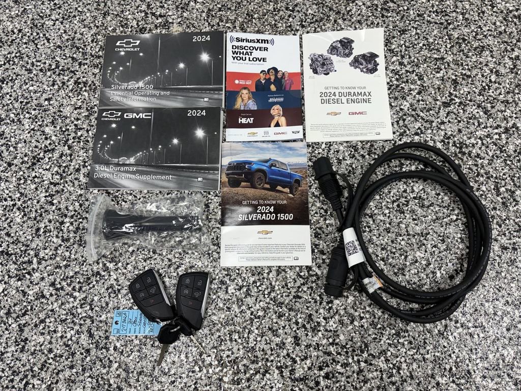 Used 2024 Chevrolet Silverado 1500 LTZ image 24