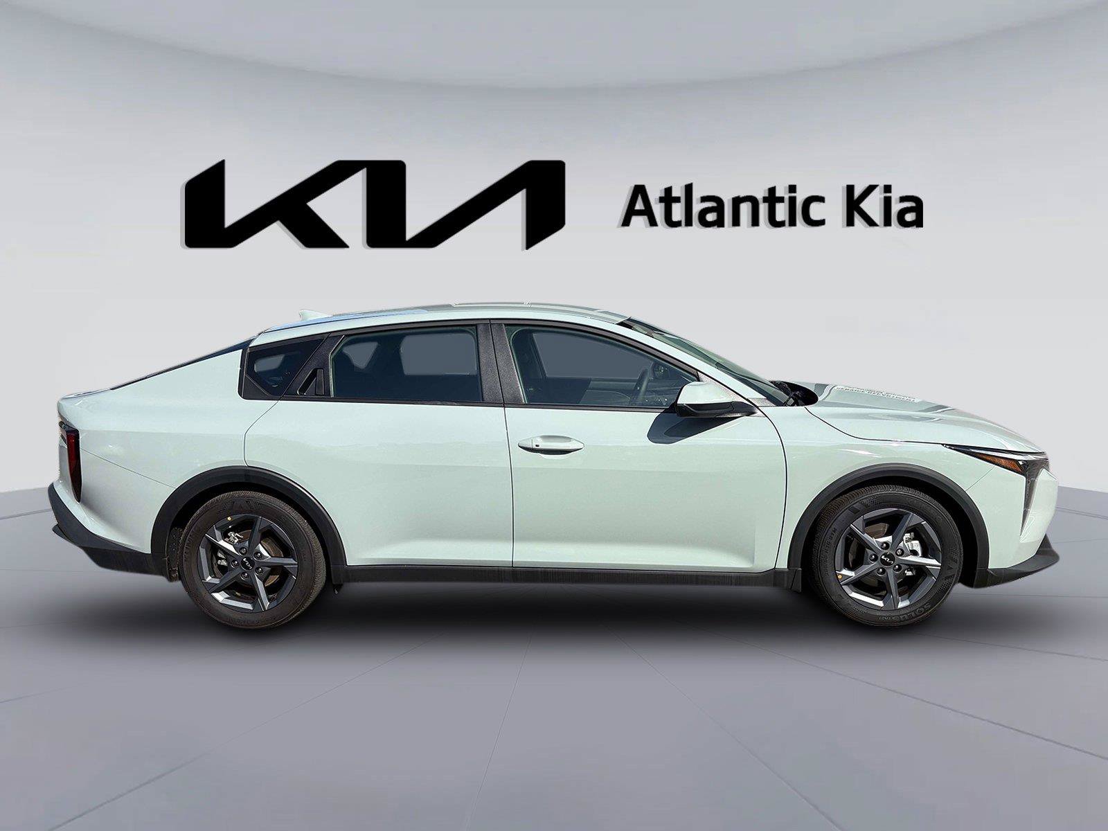Certified 2025 Kia K4 FWD image 5