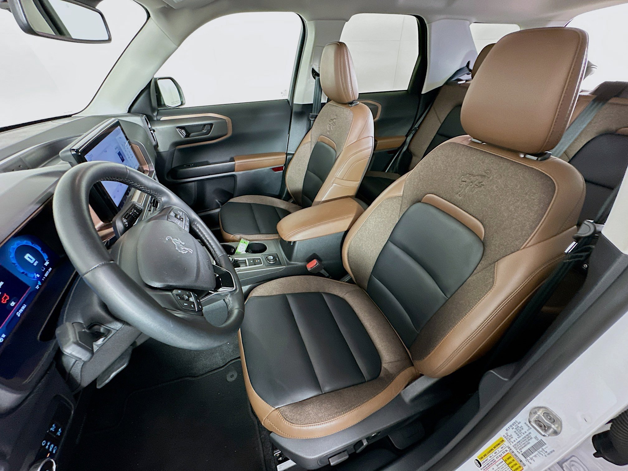 Used 2025 Ford Bronco Sport Outer Banks image 13