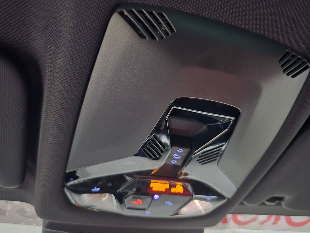 Used 2025 BMW X2 xDrive28i image 28