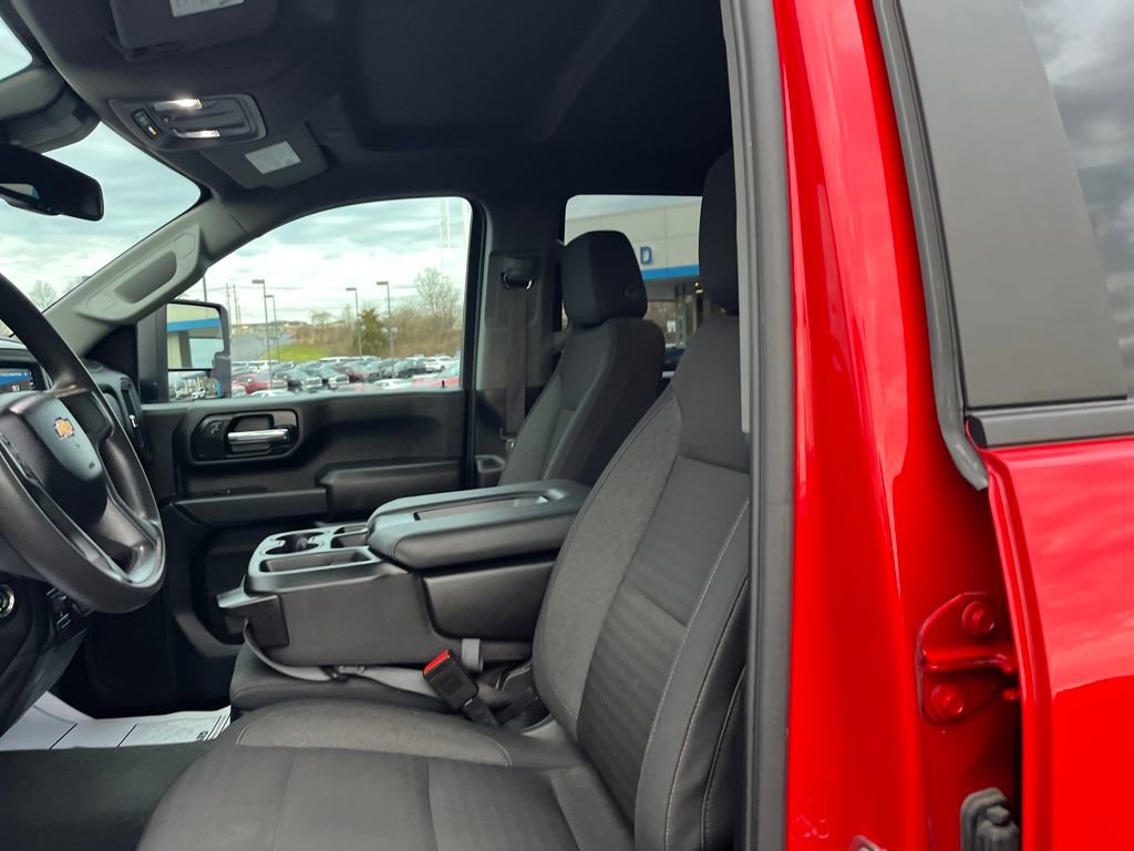 Used 2024 Chevrolet Silverado 2500 Custom w/ Custom Value Package image 19
