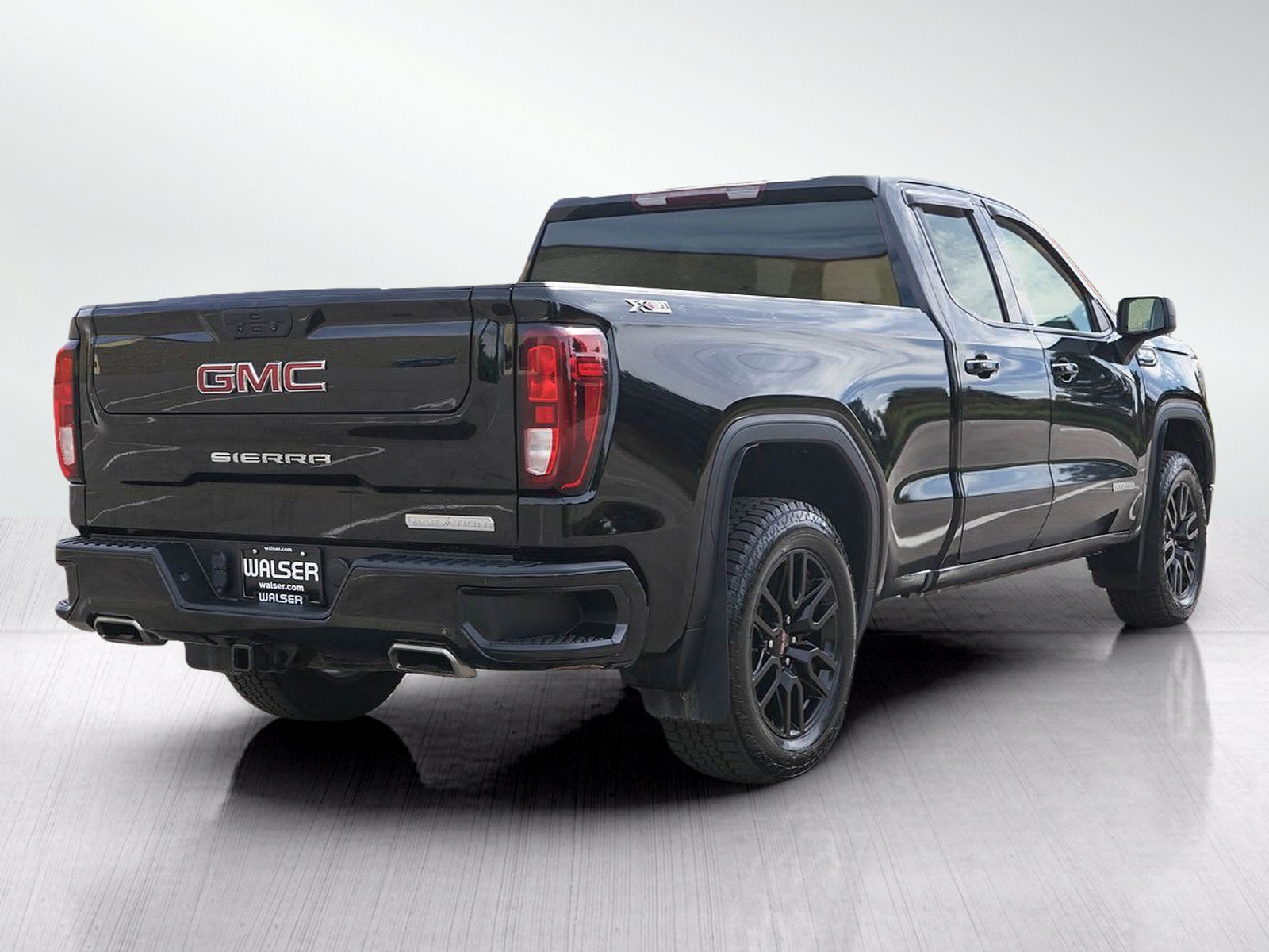Used 2021 GMC Sierra 1500 Elevation w/ X31 Off-Road Package AWD/4WD image 5