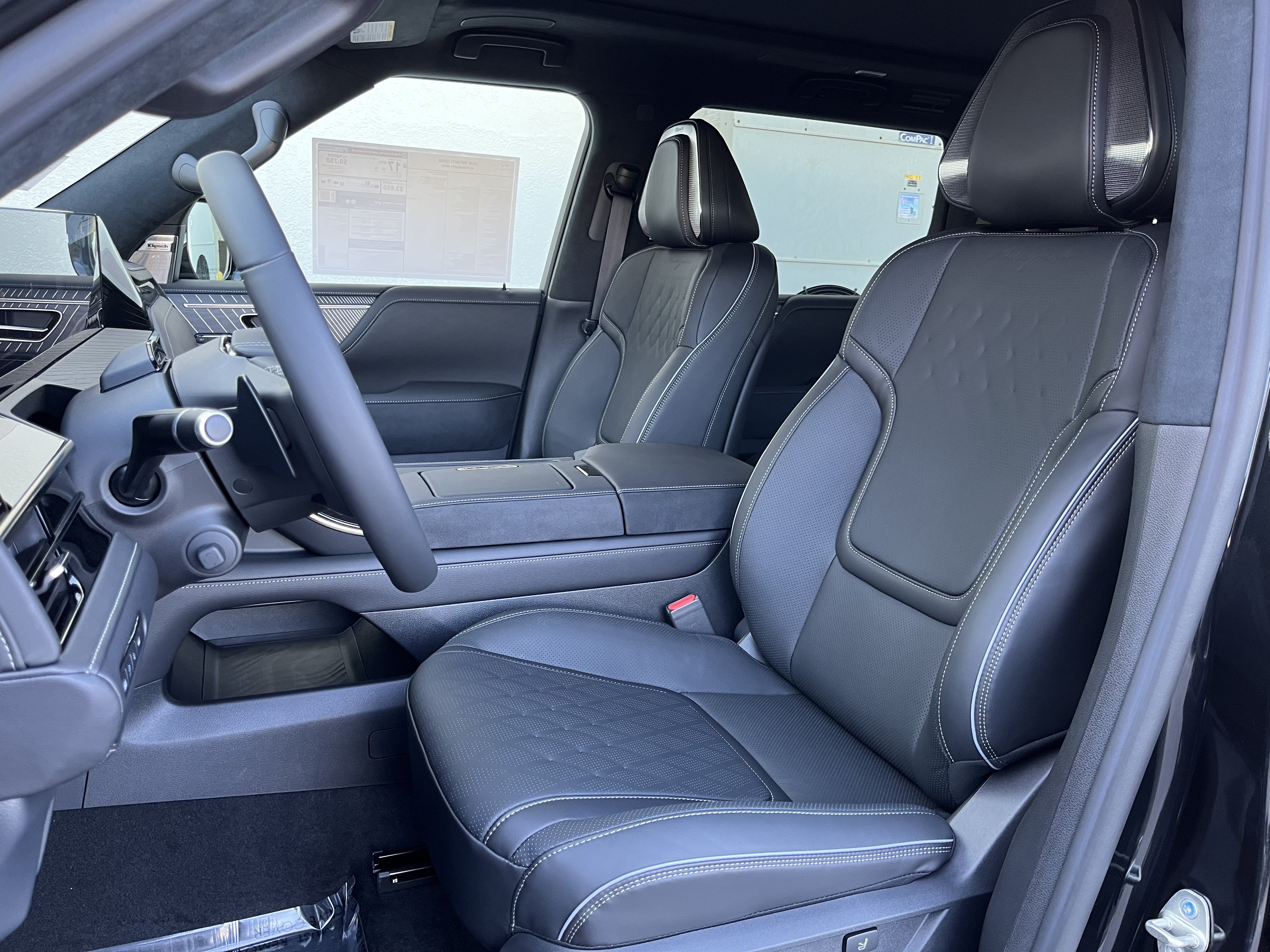 Certified 2026 INFINITI QX80 Autograph w/ Premium Cargo Package AWD/4WD image 13