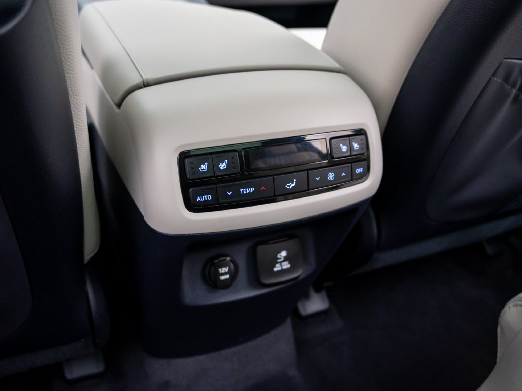 Used 2023 Hyundai Palisade Limited AWD/4WD image 22