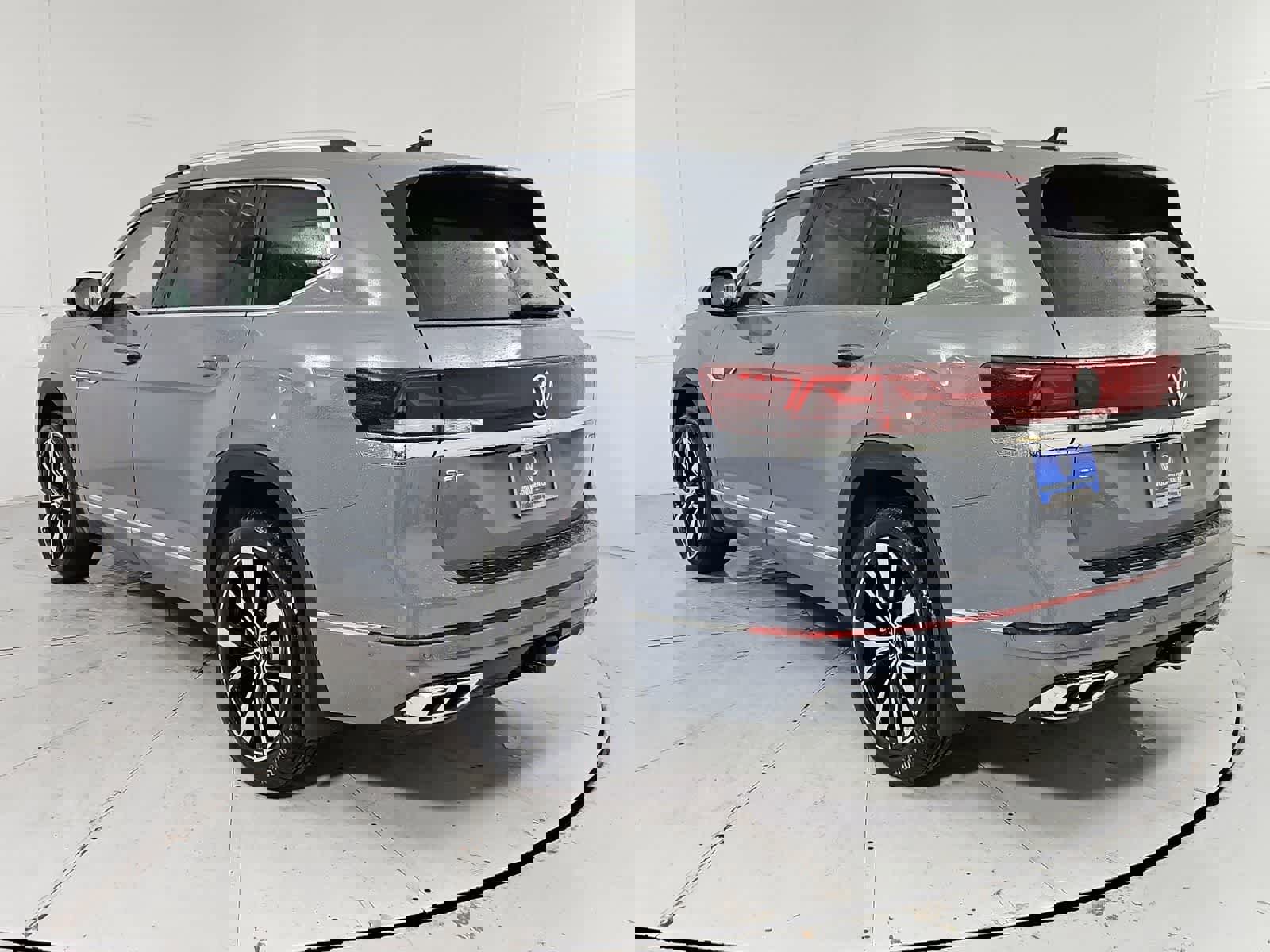 New 2026 Volkswagen Atlas SEL Premium R-Line image 4