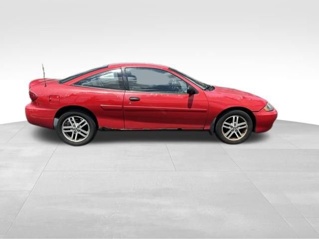Used 2004 Chevrolet Cavalier Coupe w/ Sport Appearance Package FWD image 8