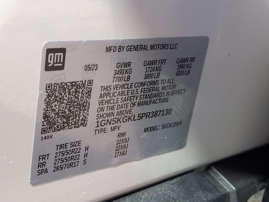 Used 2023 Chevrolet Suburban High Country image 31