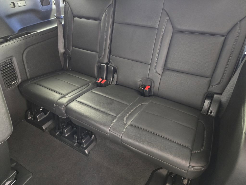 Used 2023 GMC Yukon XL Denali image 34