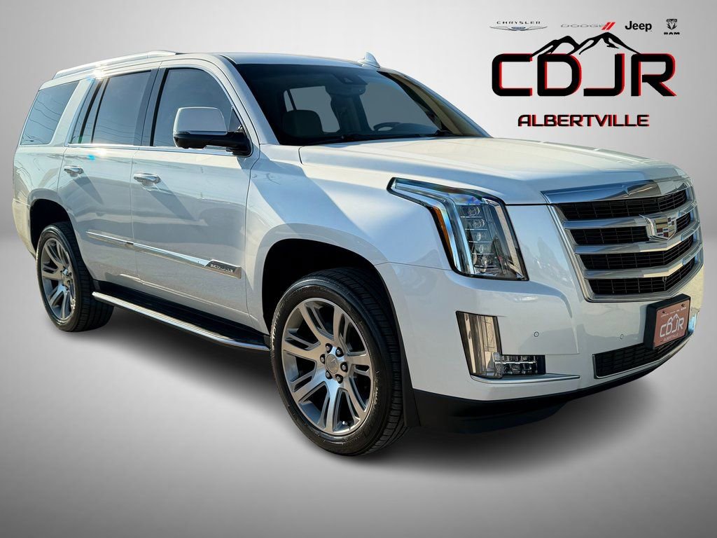 Used 2016 Cadillac Escalade Luxury image 1