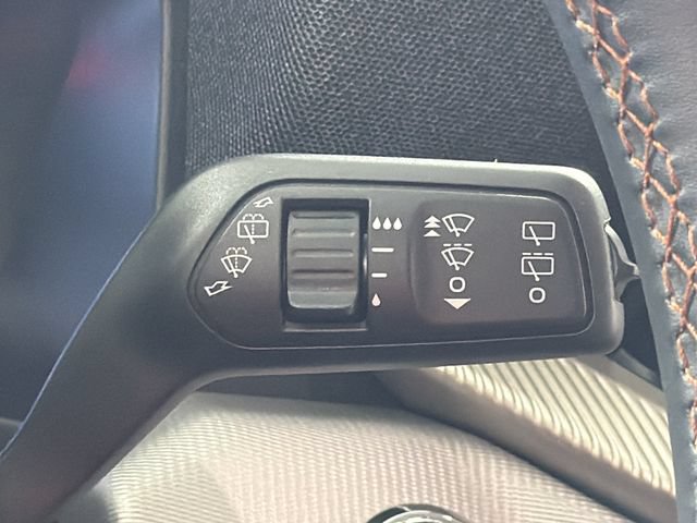 Used 2026 Ford Explorer Active w/ Active Comfort Package RWD image 13