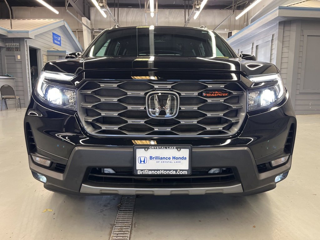 Used 2022 Honda Passport TrailSport image 2