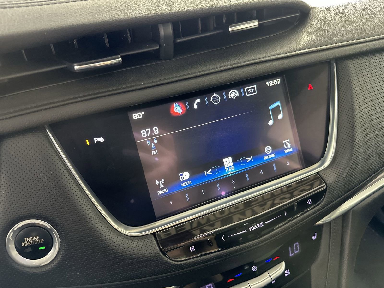 Used 2017 Cadillac XT5 Luxury w/ Driver Awareness Package image 20