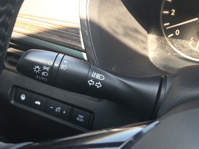 Used 2020 Nissan Altima 2.0 Platinum FWD image 37