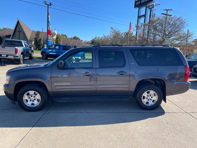 Used 2010 Chevrolet Suburban LT AWD/4WD image 9
