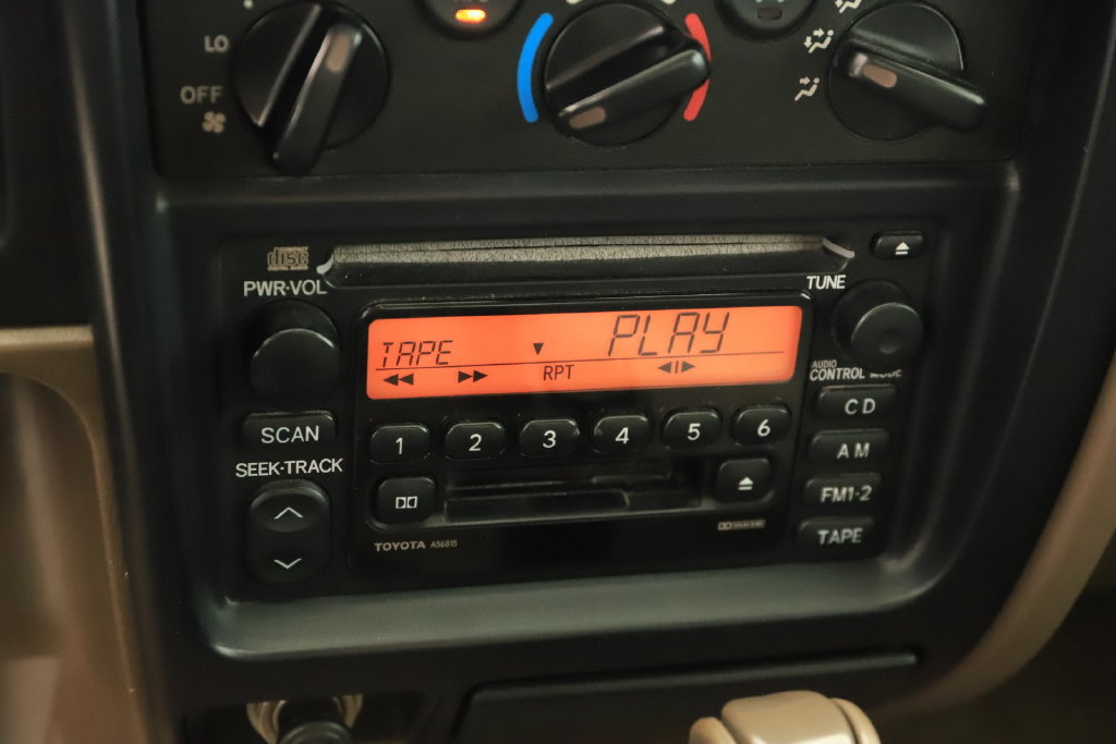 Used 2004 Toyota Tacoma PreRunner RWD image 21