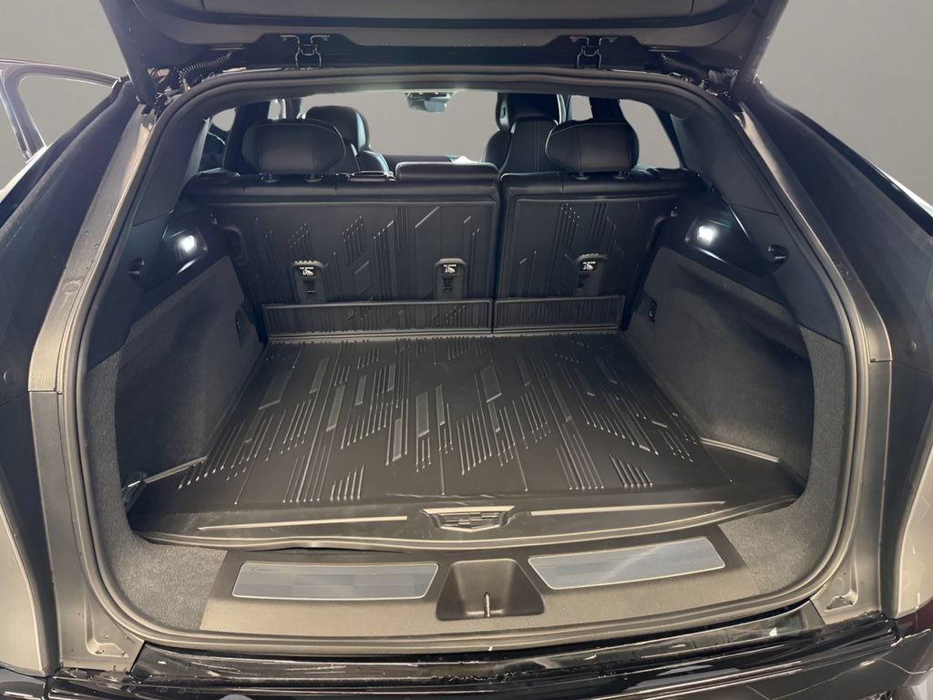 New 2026 Cadillac Lyriq Sport w/ LPO, Floor Liner Package AWD/4WD image 12