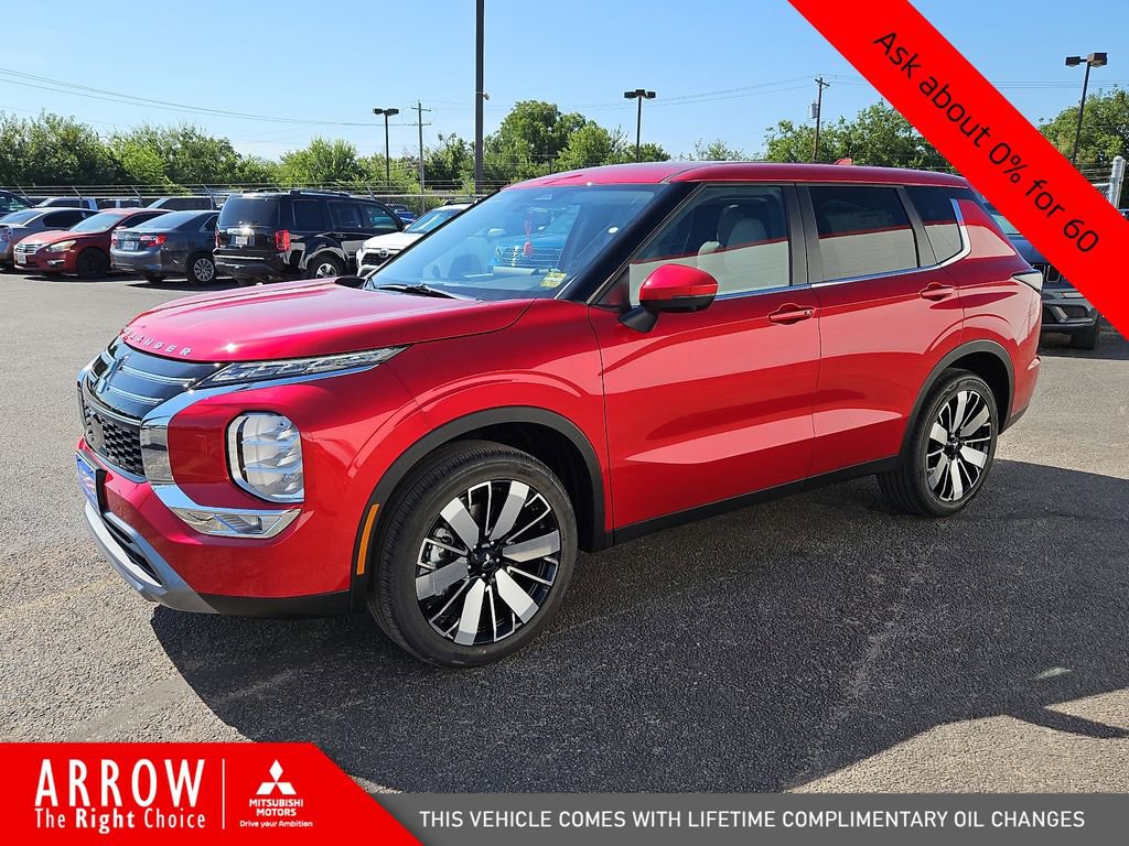 New 2025 Mitsubishi Outlander SE image 5