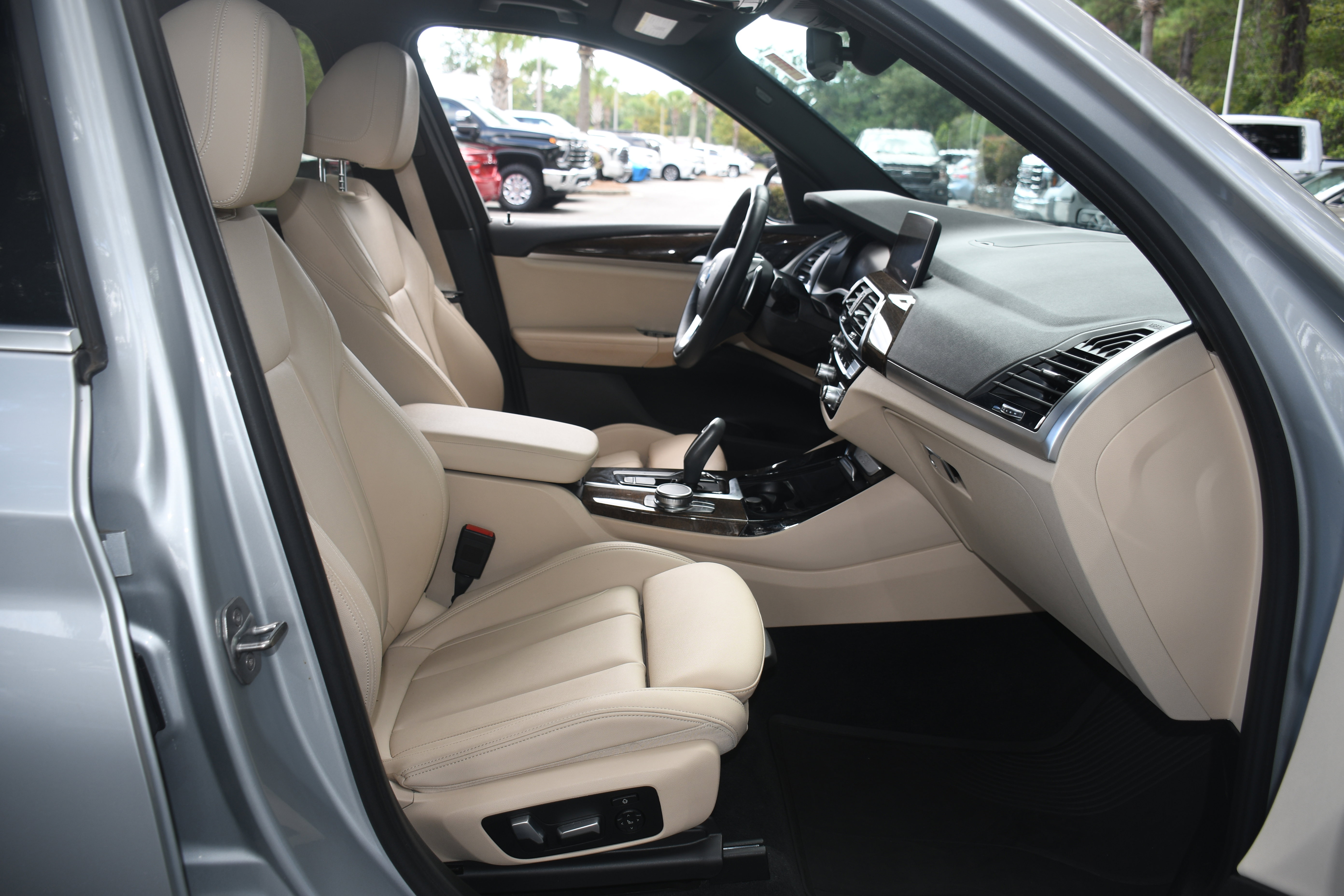 Used 2020 BMW X3 sDrive30i w/ Premium Package image 24