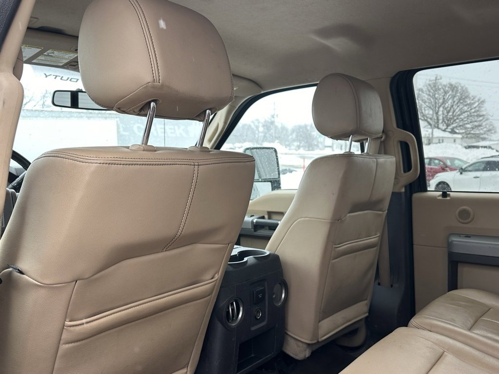 Used 2016 Ford F250 Lariat w/ Chrome Package image 11