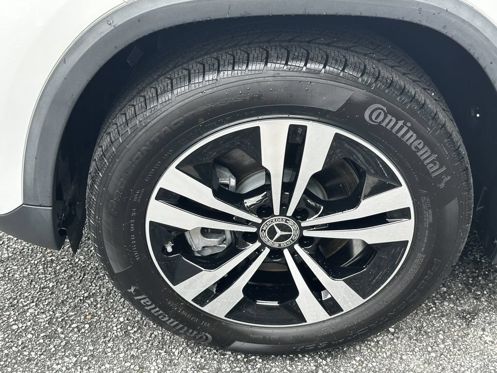 Certified 2025 Mercedes-Benz GLA 250 4MATIC image 13