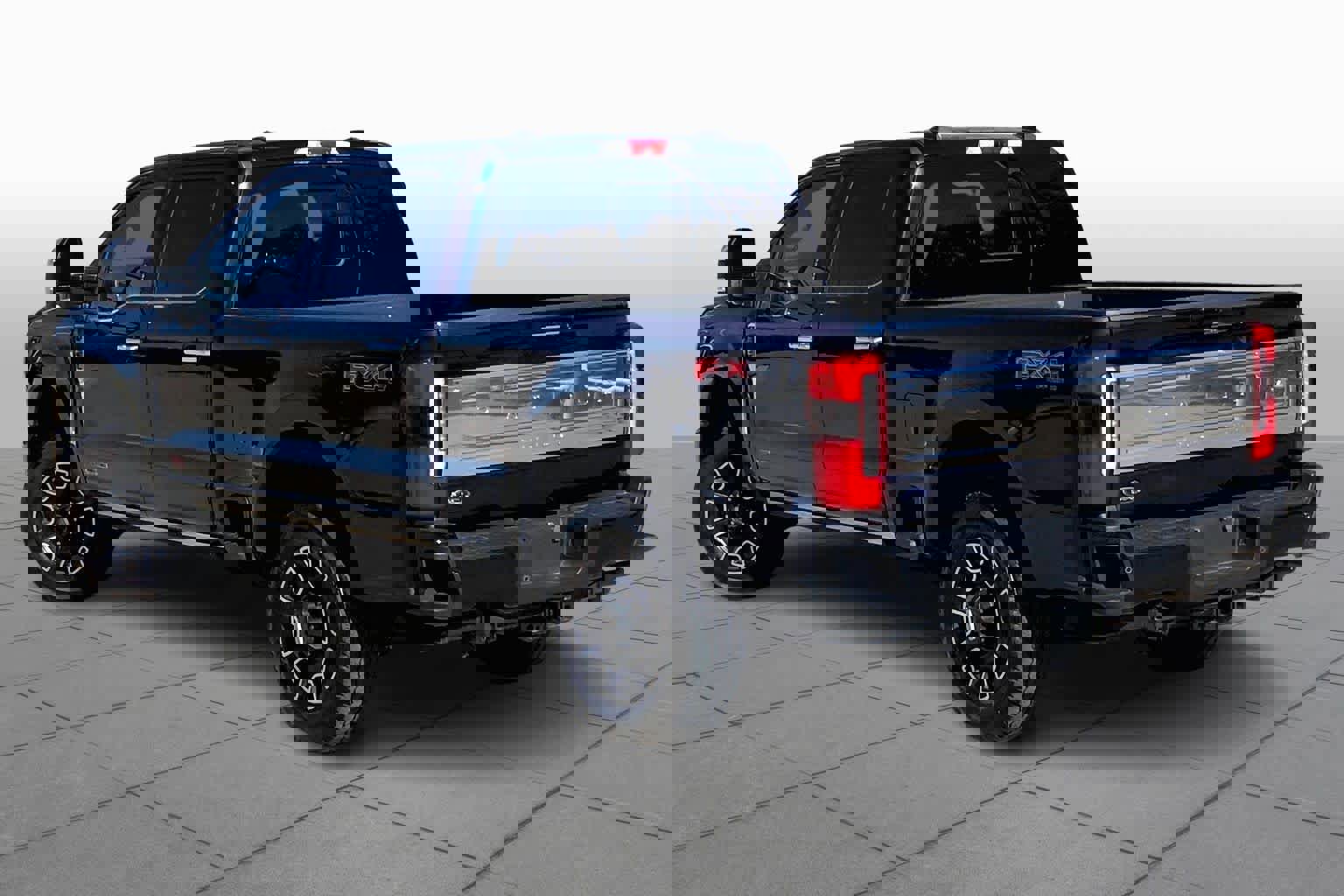 Used 2023 Ford F350 Platinum image 12