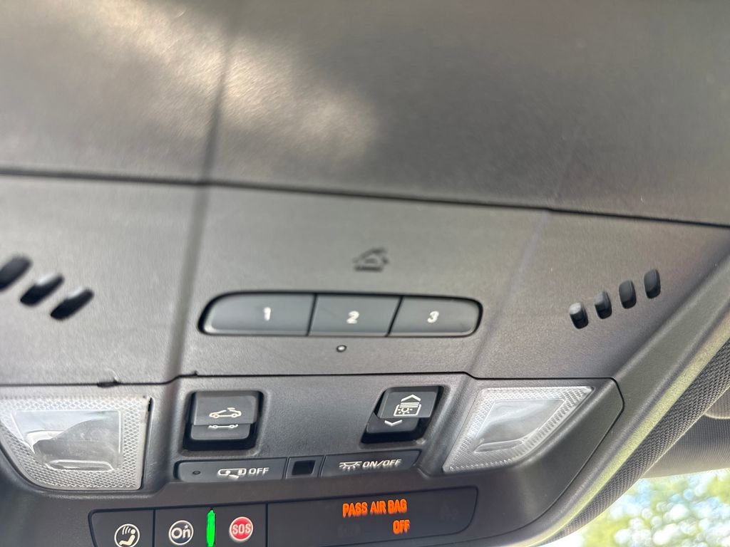 Used 2019 Chevrolet Blazer RS FWD image 22