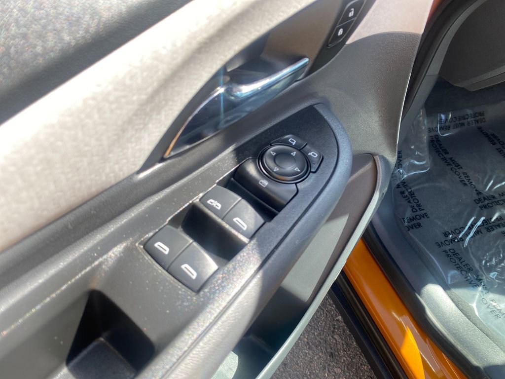 Used 2017 Chevrolet Bolt Premier w/ Driver Confidence II Package FWD image 11
