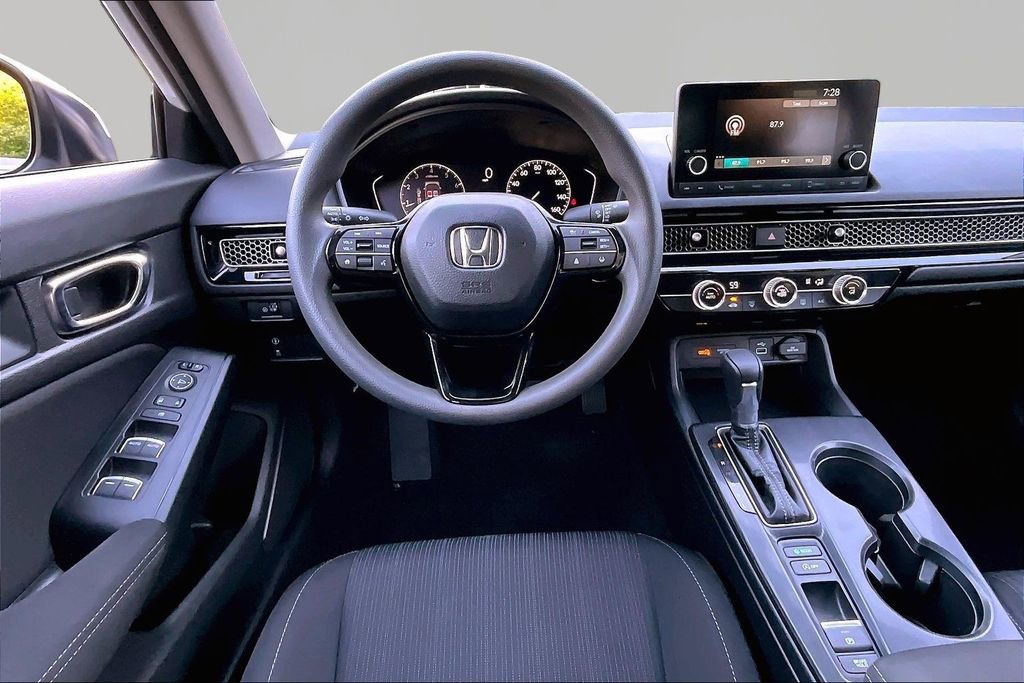 Used 2022 Honda Civic LX image 9