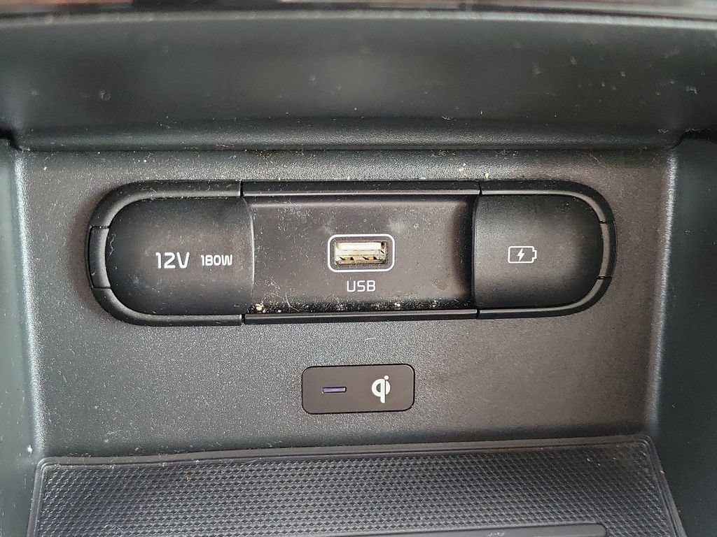 Certified 2022 Kia Telluride S FWD image 18