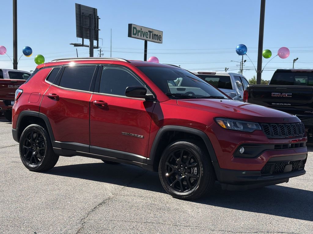 Used 2026 Jeep Compass Latitude image 25
