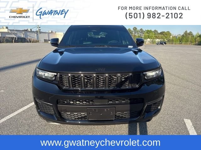 Used 2024 Jeep Grand Cherokee L Limited w/ Black Appearance Package image 2