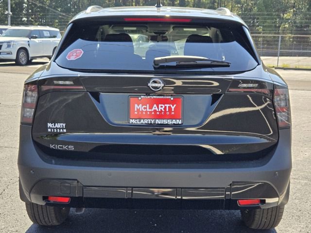 New 2026 Nissan Kicks SV image 9
