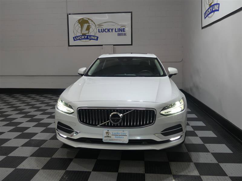 Used 2018 Volvo S90 T6 Inscription image 2