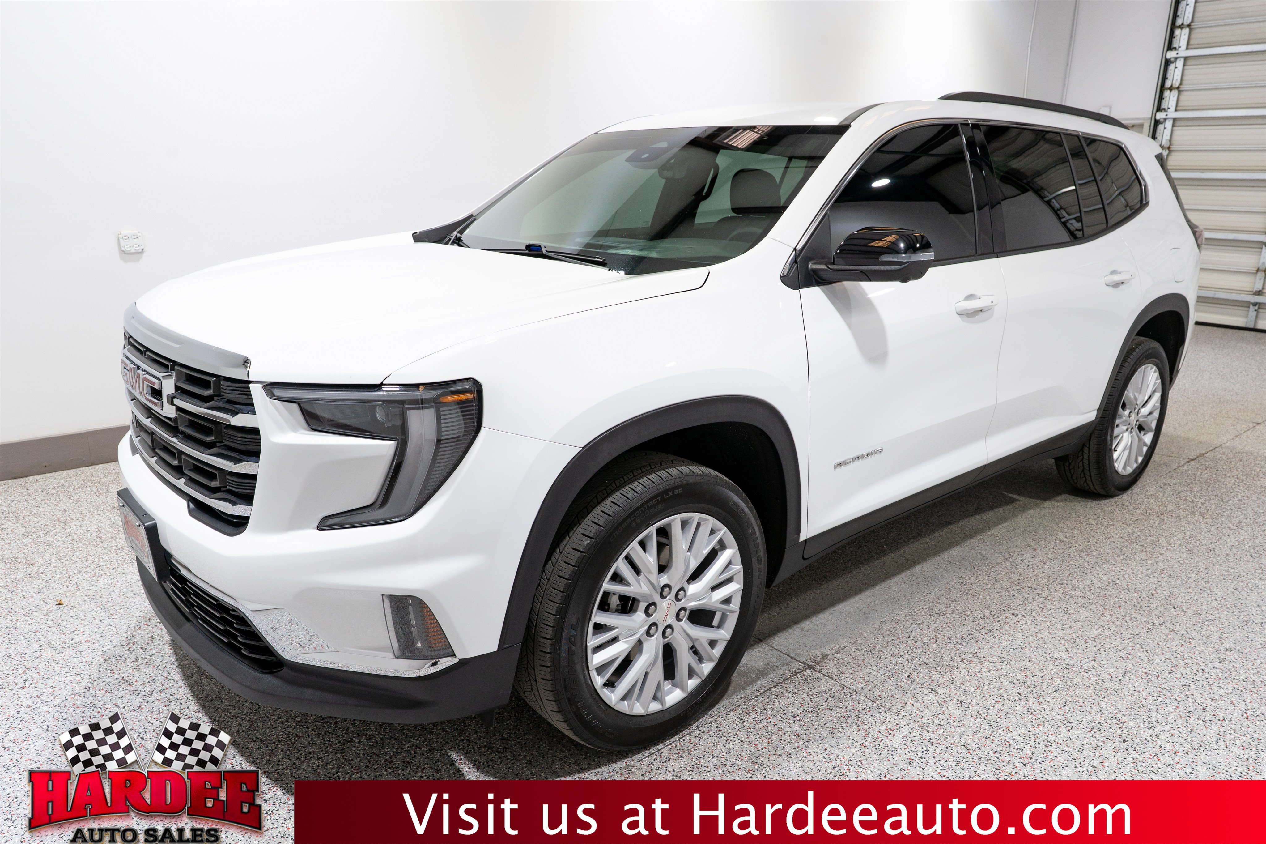 Used 2026 GMC Acadia Elevation w/ Elevation Premium Package FWD image 2