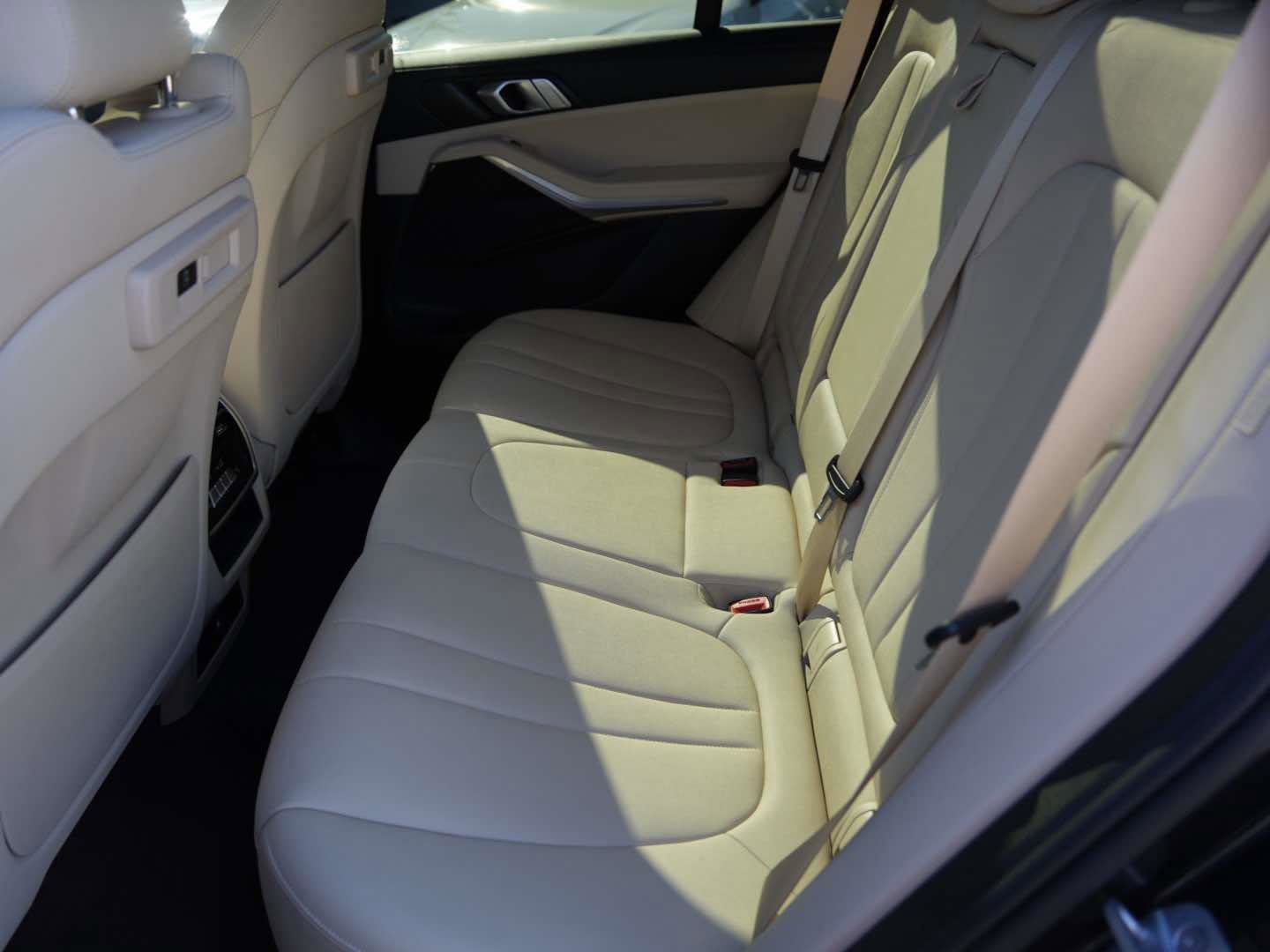 Used 2020 BMW X5 sDrive40i w/ Convenience Package image 10