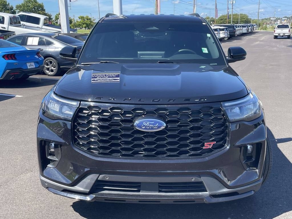 Certified 2026 Ford Explorer ST AWD/4WD image 8