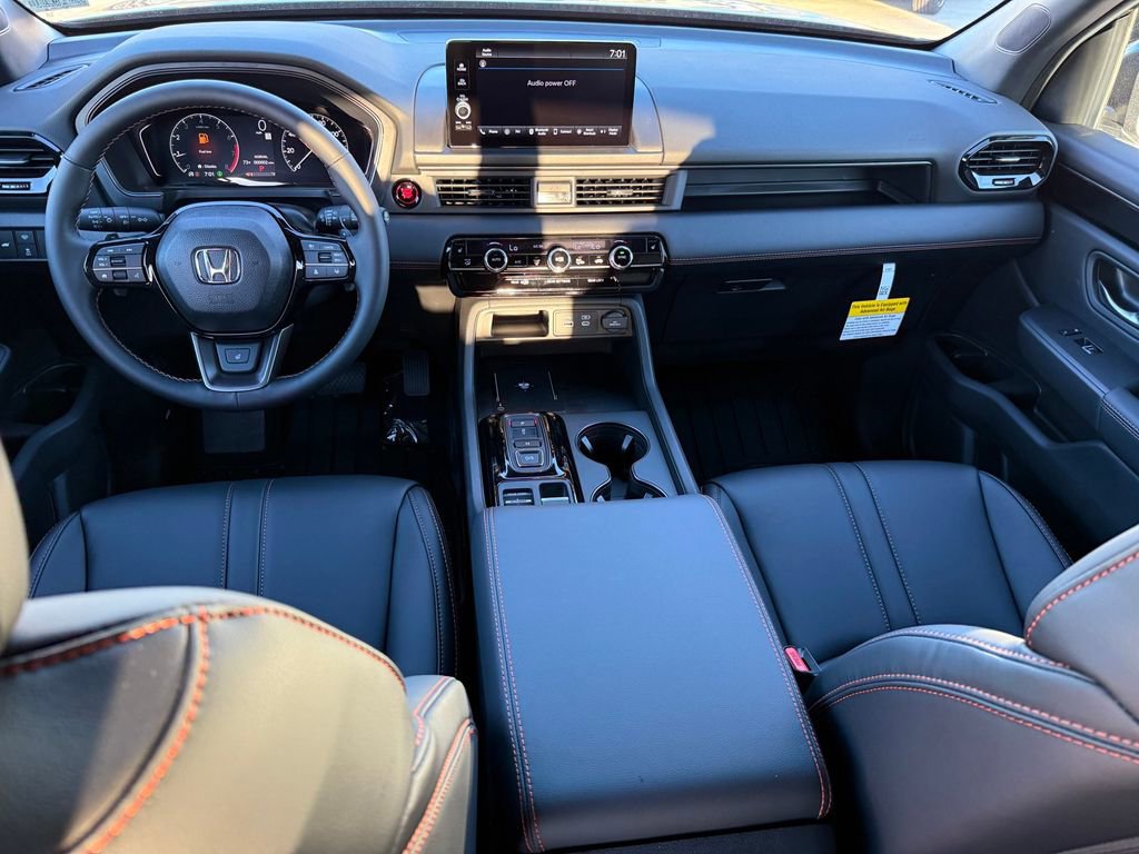 New 2025 Honda Pilot TrailSport image 24
