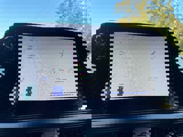 Used 2024 Lexus UX 250h F Sport image 18