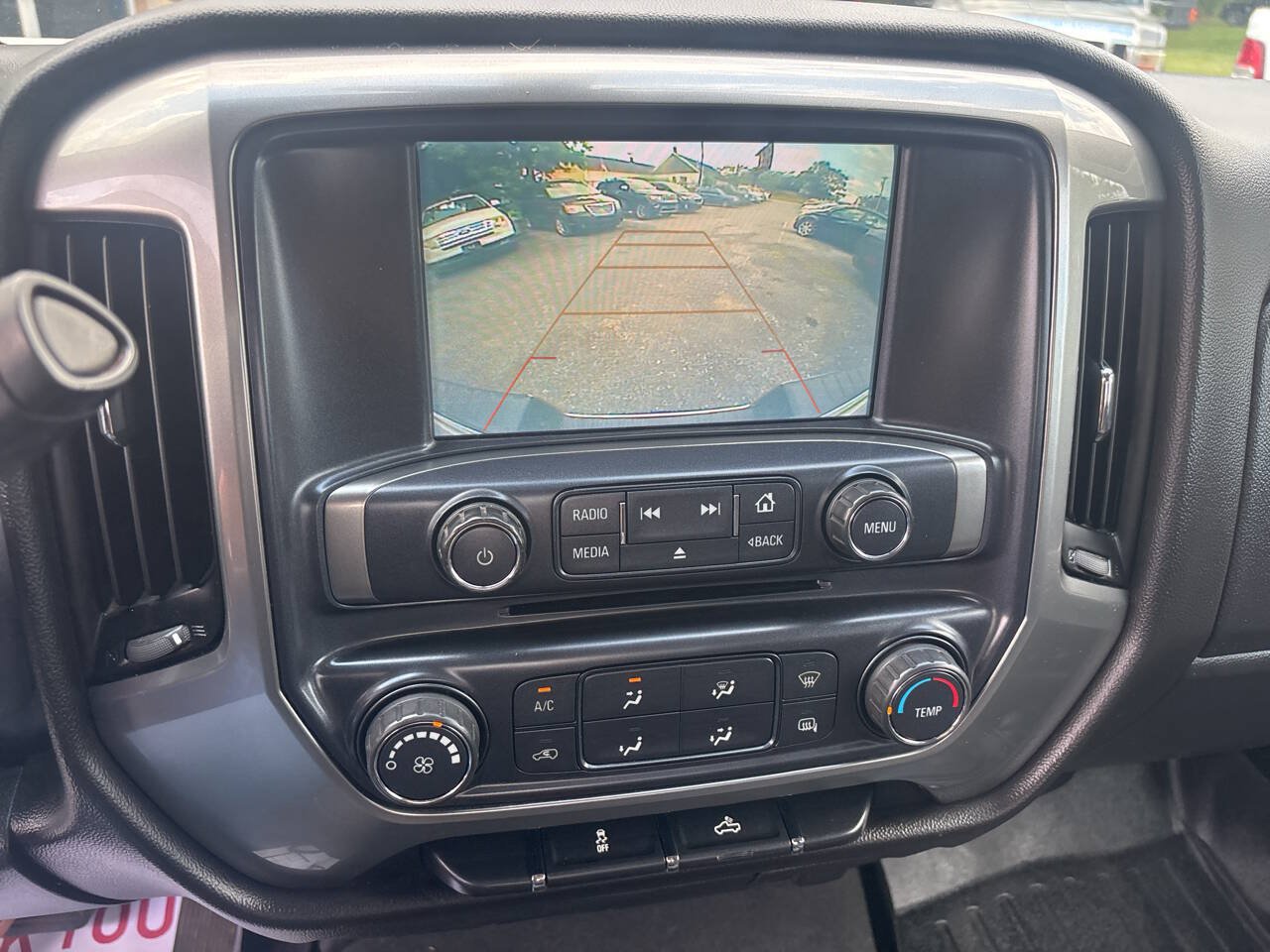 Used 2019 Chevrolet Silverado 1500 LT AWD/4WD image 22
