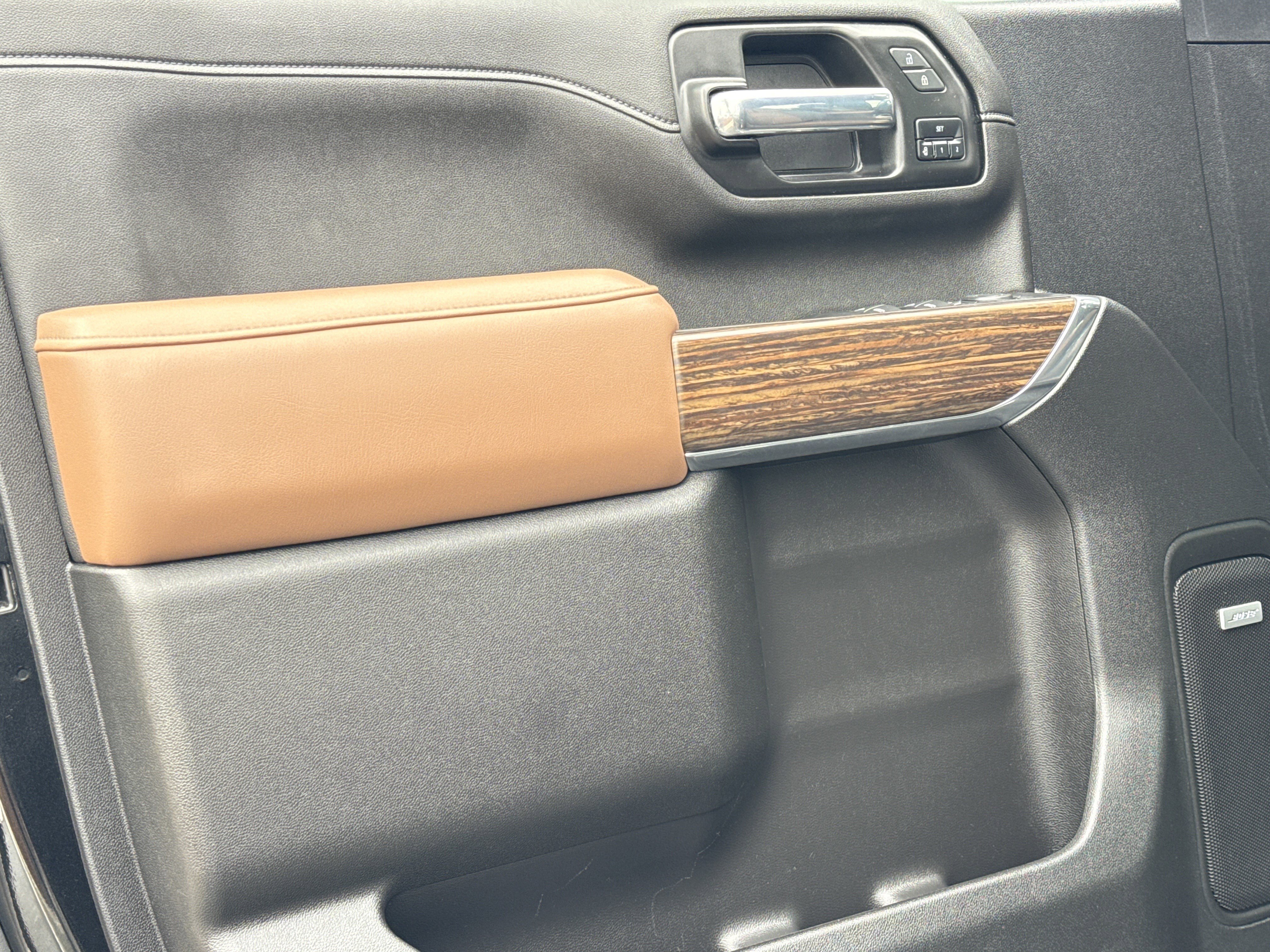 Used 2022 Chevrolet Silverado 2500 High Country w/ Z71 Off-Road Package image 22