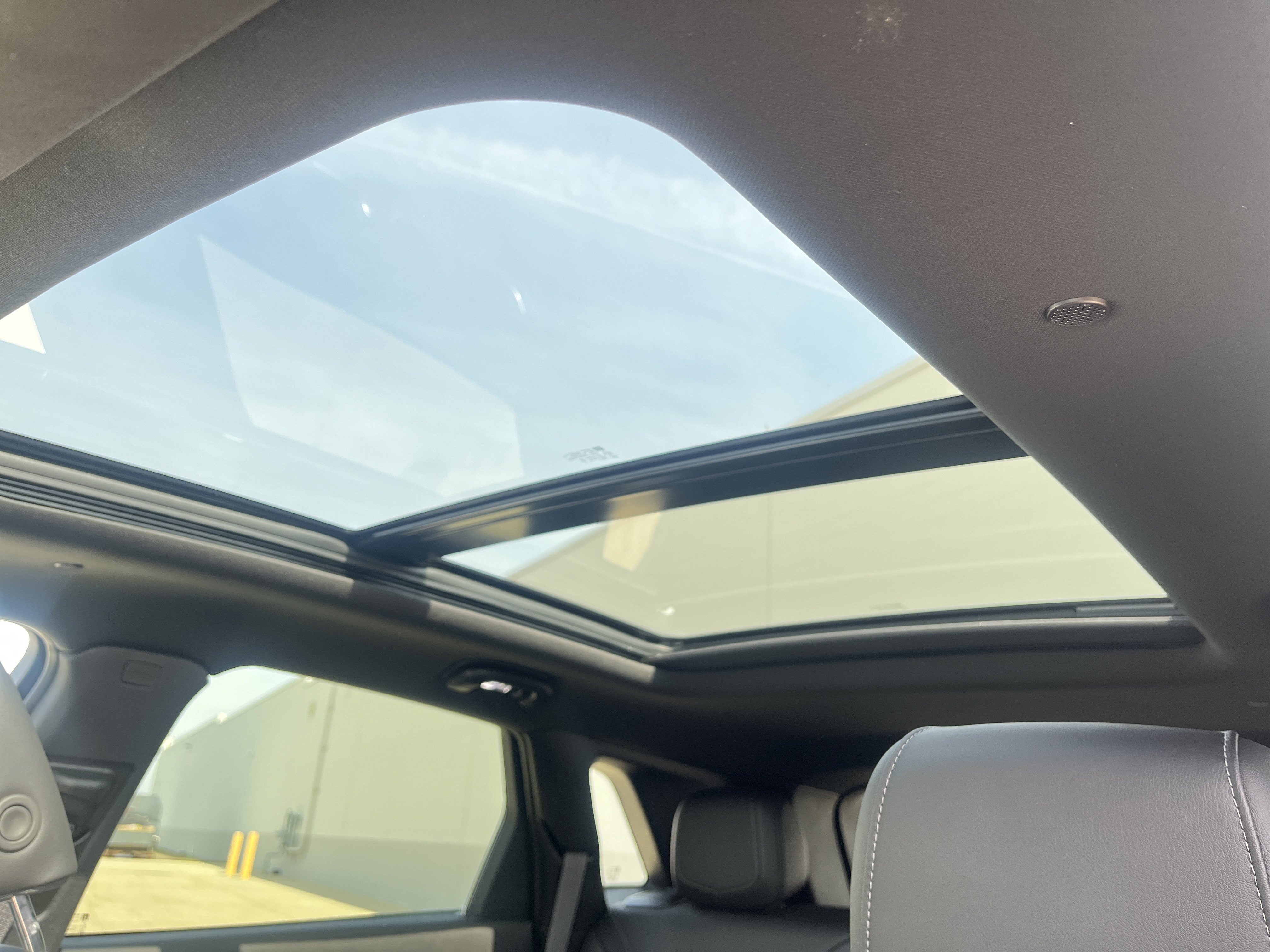 Used 2025 Cadillac XT5 Premium Luxury w/ Technology Package image 36