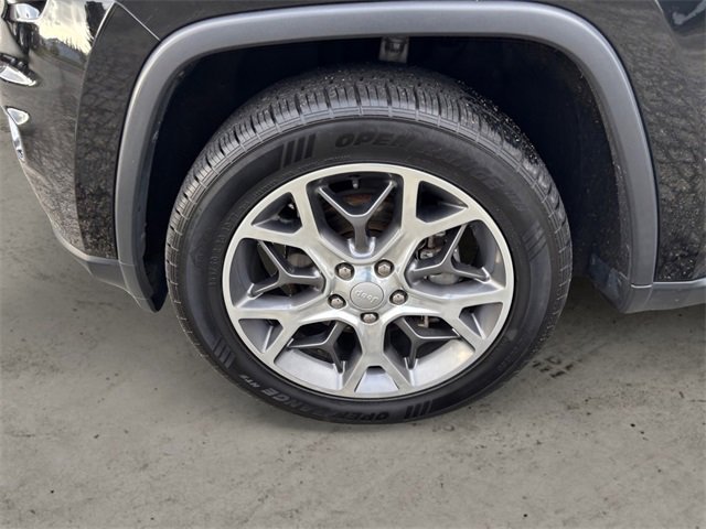 Used 2020 Jeep Grand Cherokee Limited w/ Trailer Tow Group IV image 14