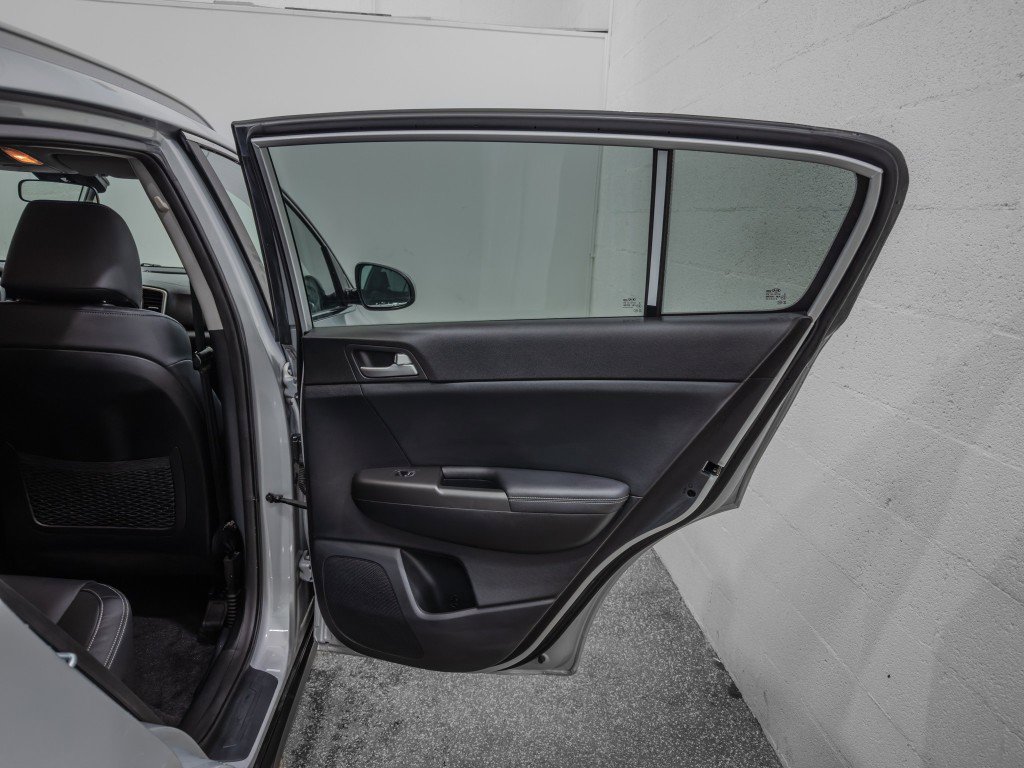 Used 2017 Kia Sportage EX AWD/4WD image 18