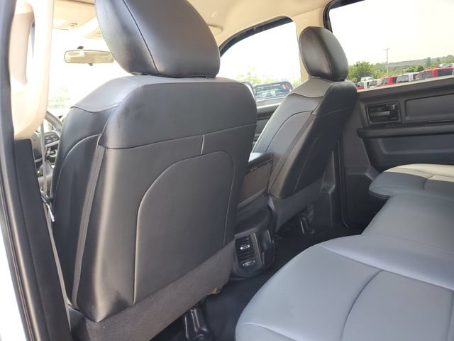 Used 2020 RAM 5500 Tradesman w/ Chrome Appearance Group AWD/4WD image 26