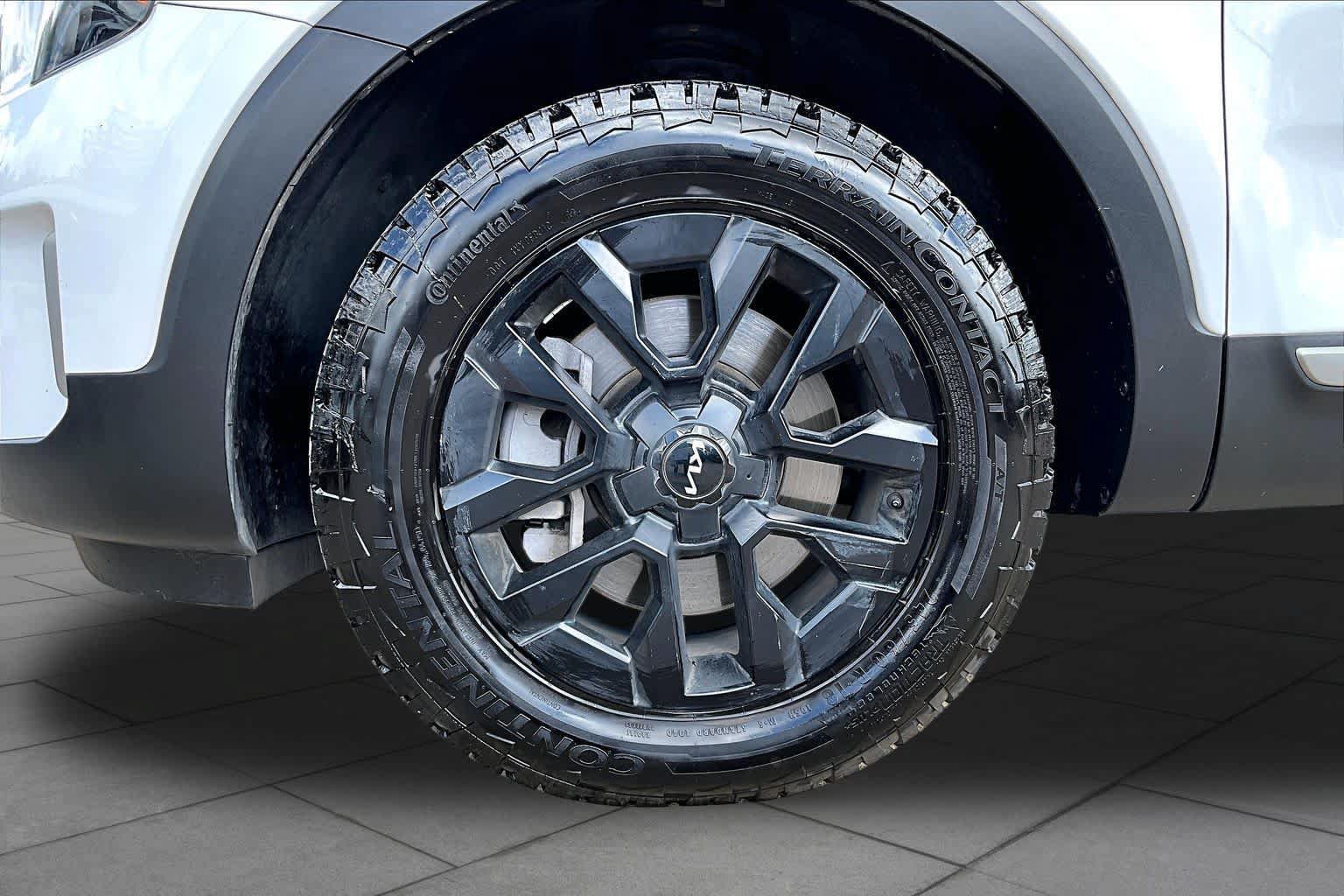 Used 2023 Kia Telluride SX Prestige X-Pro AWD/4WD image 11