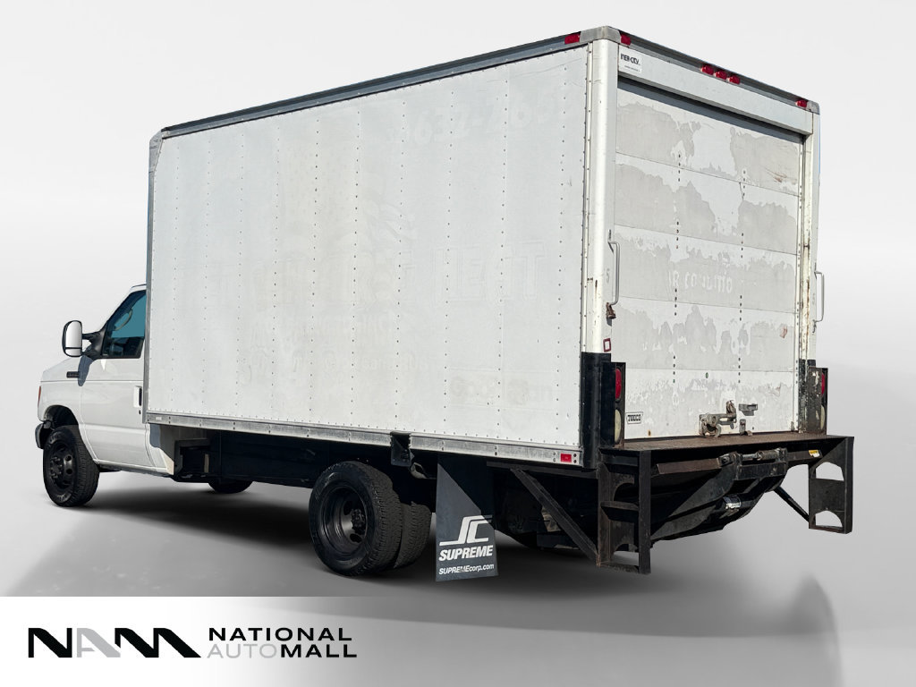 Used 2007 Ford E-350 and Econoline 350 Super Duty RWD image 2