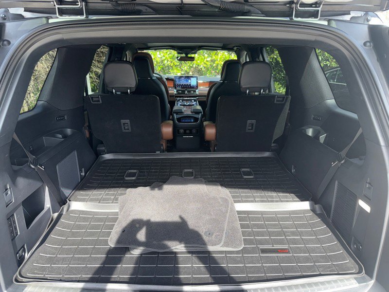 Used 2022 Lincoln Navigator Reserve image 17