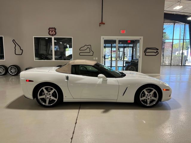 Used 2006 Chevrolet Corvette Convertible w/ Preferred Equipment Group image 54