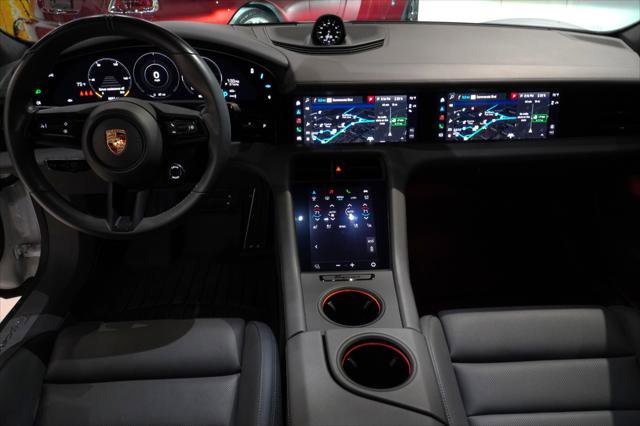 Used 2024 Porsche Taycan Turbo image 14