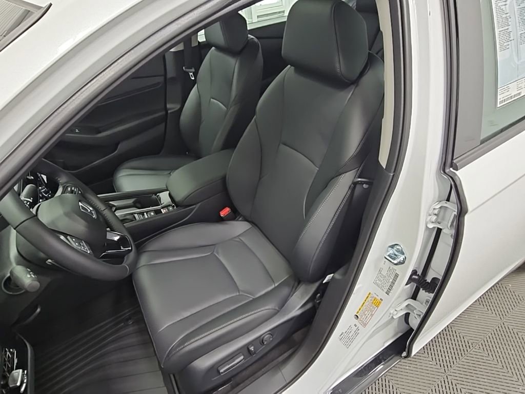 New 2026 Honda Accord EX-L image 28